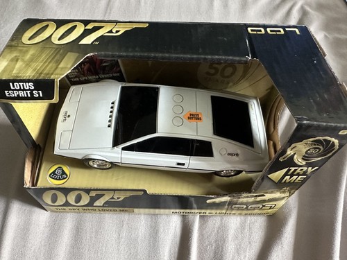 James bond 007 spia - bond, la