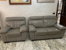 Divano Due Posti Piu Poltrona