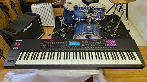 Roland fantom workstation - roland,