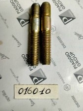 016010 coppia prigionieri