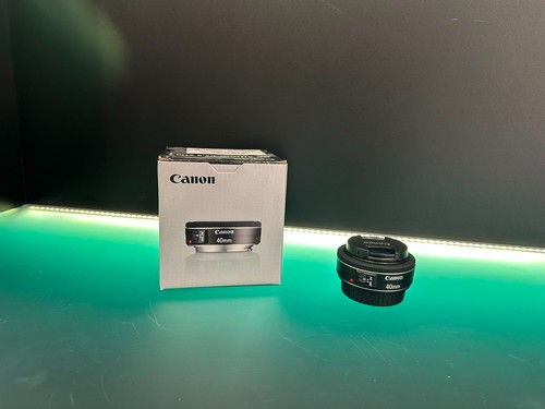 Canon 40mm 8 stm - 40mm,