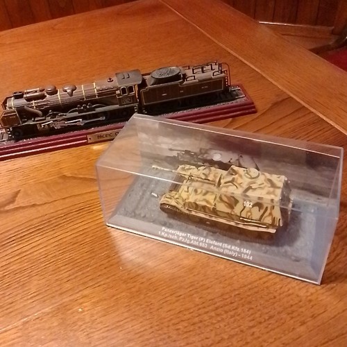 Modellini treno e - di,