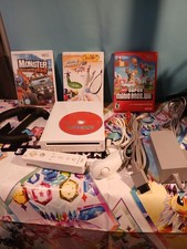 Nintendo Wii Console with 4