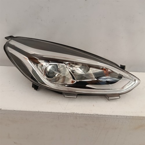 Ford fiesta mk8 faro - faro, full