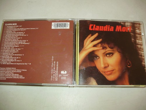 Claudia mori same - /, omonimo