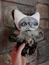 Bambola arte gatto gotica