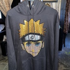 felpa nera con cappuccio con