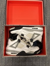 Jordon 4 White Cement Retro