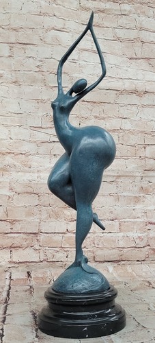 Statuina bronzo ragazza