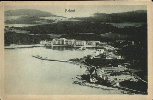 Brioni - ,