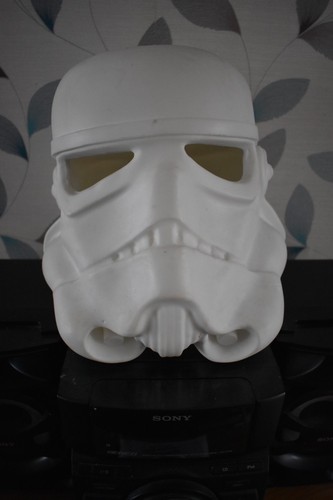 Star wars stormtrooper helmet - star,