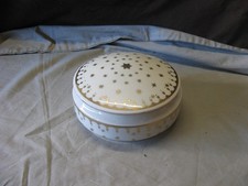 Bonbonnière en porcelaine de Limoges décorée par l’atelier Robj – Années 1930/40