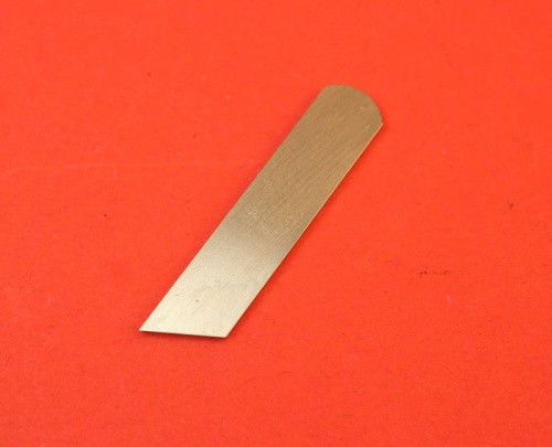 Coltello inferiore per bernina - coltello,