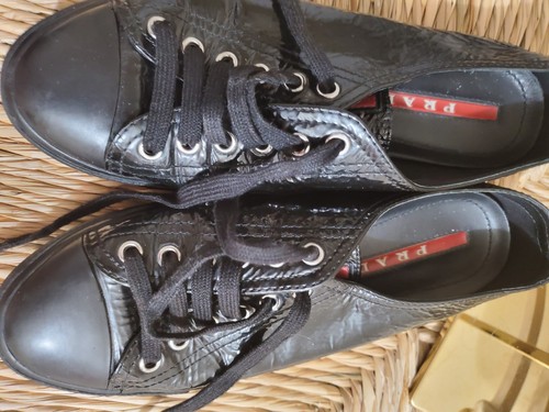 Sneakers prada pelle nera - in,