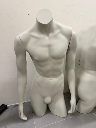 Mezzo busto uomo - mezzo,