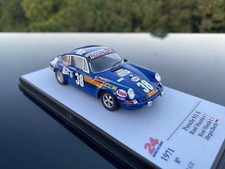 Porsche 911 S #38, Le Mans