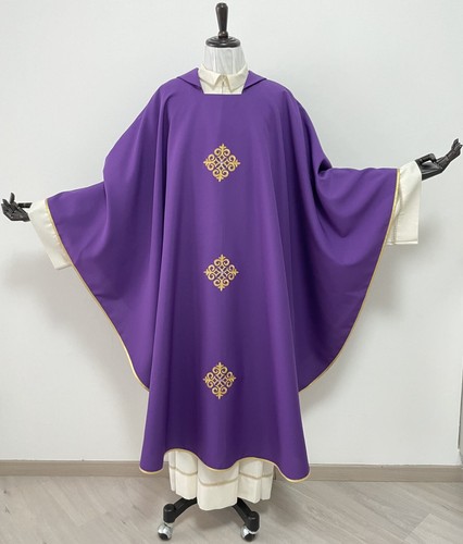 Casula viola croci barocche