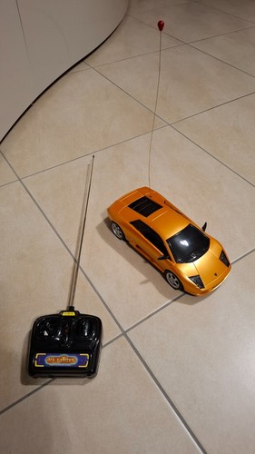 Auto radiocomandata