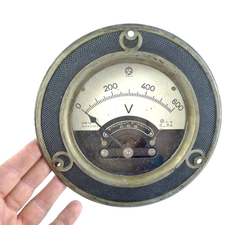 Vecchio voltometro industriale - vecchio,