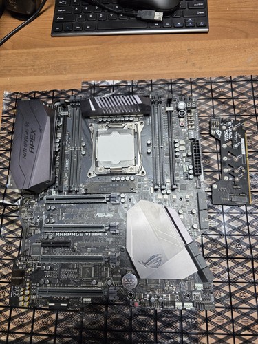 Asus rog rampage apex - rampage, vi