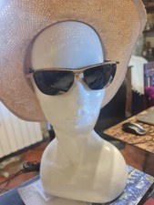 Occhiali da sole marca Sting