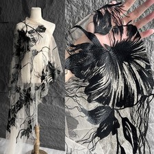 Grande ricamo floreale pizzo