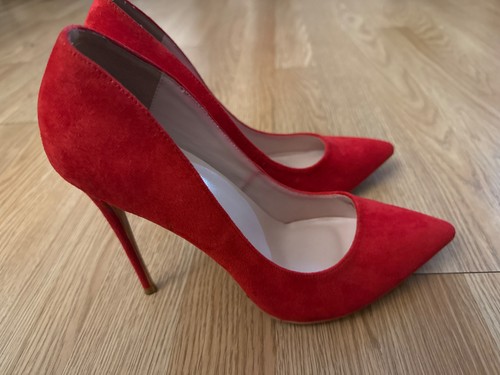 Scarpe rosse scamosciate tacco