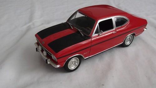 Revell opel kadett 1900 - b,