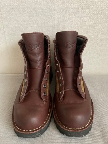 DANNER