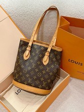 Louis Vuitton Vintage Petit