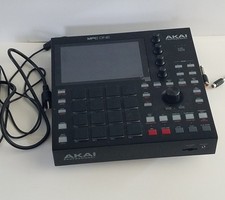 Akai Professional MPC One macchina per batteria/campionatore standalone