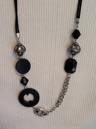 Collana doppia stringa - , in