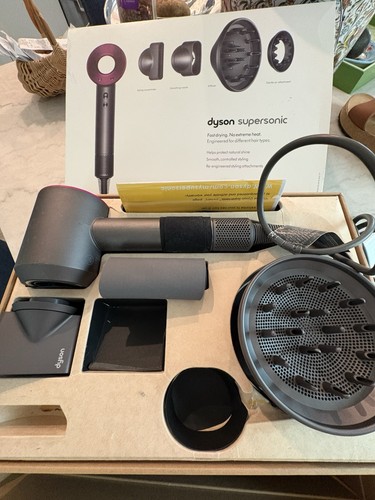 Dyson supersonic hair dryer - supersonic,