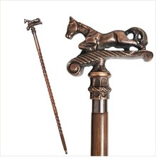 Bastone da passeggio per cavalli con asta in legno a spirale - Regalo...