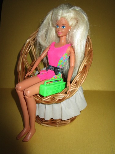 Vecchia barbie bionda - vecchia,