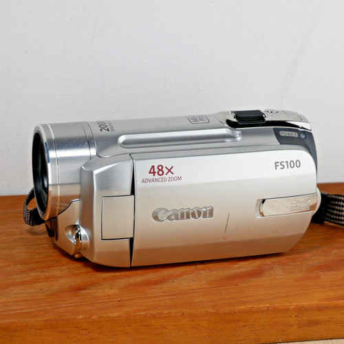 Videocamera canon fs100 - videocamera,