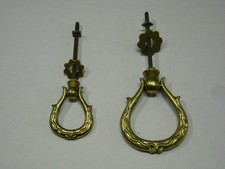 M0407 MANIGLIETTA OTTONE PENDENTE ORO mm 68 RESTAURO MOBILE ANTICO VECCHIO