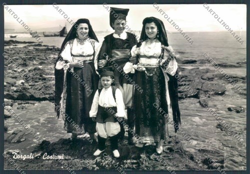 Nuoro dorgali costumi sardi - nuoro,