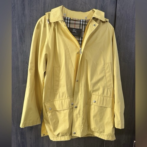 Burberry impermeabile giallo