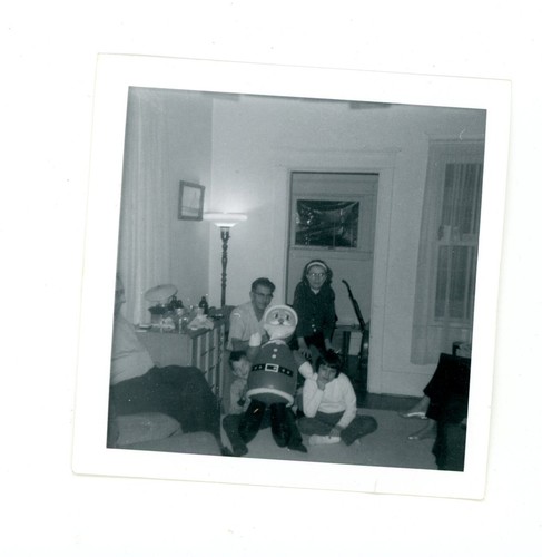 Famiglia posa con babbo - famiglia,
