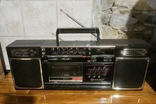 Boombox Sharp GF-320H vintage anni ’80 – perfettamente funzionante..