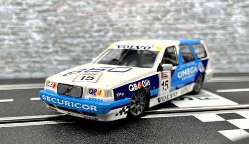 Volvo 850 station wagon - 1/32,