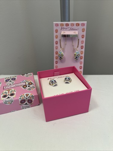 Betsey johnson sugar skull - johnson,