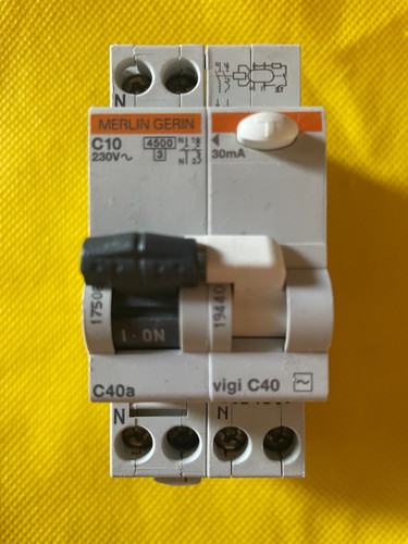 Interruttore magnetotermico - interruttore,