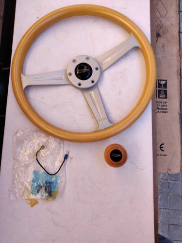 Volante pomello vintage momo - vintage,