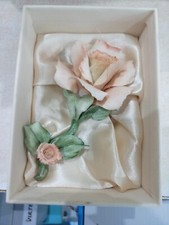 ROSA DI PORCELLANA CAPODIMONTE