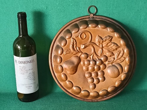 Antica vecchia grande forma - antica,