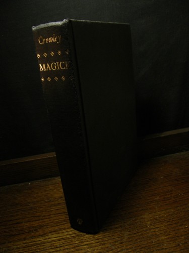 Magick aleister crowley - -,