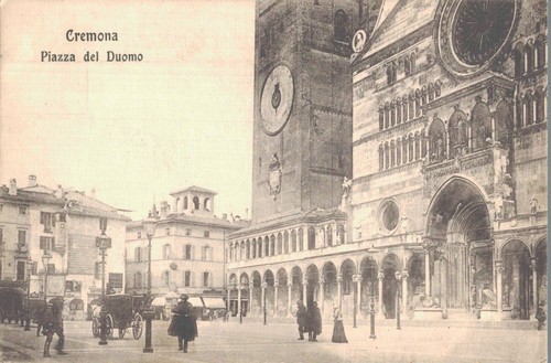 Cremona piazza del duomo - piazza,