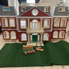 Sylvanian Families Regency Hotel set mobili casa delle bambole con bambole usato